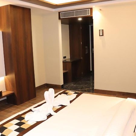 Hotel Grand Geeta 贝阿瓦尔 外观 照片