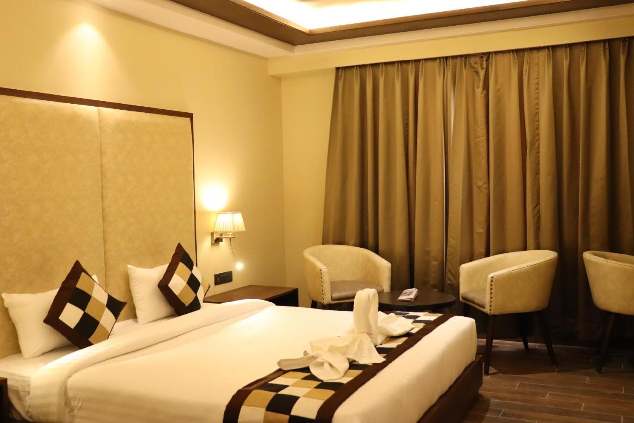 Hotel Grand Geeta 贝阿瓦尔 外观 照片